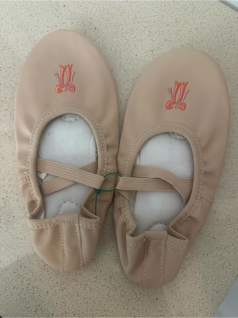 Dubee Baby Ballet Dance Shoes – Size 225 / Approx. US Women’s 5.5–6